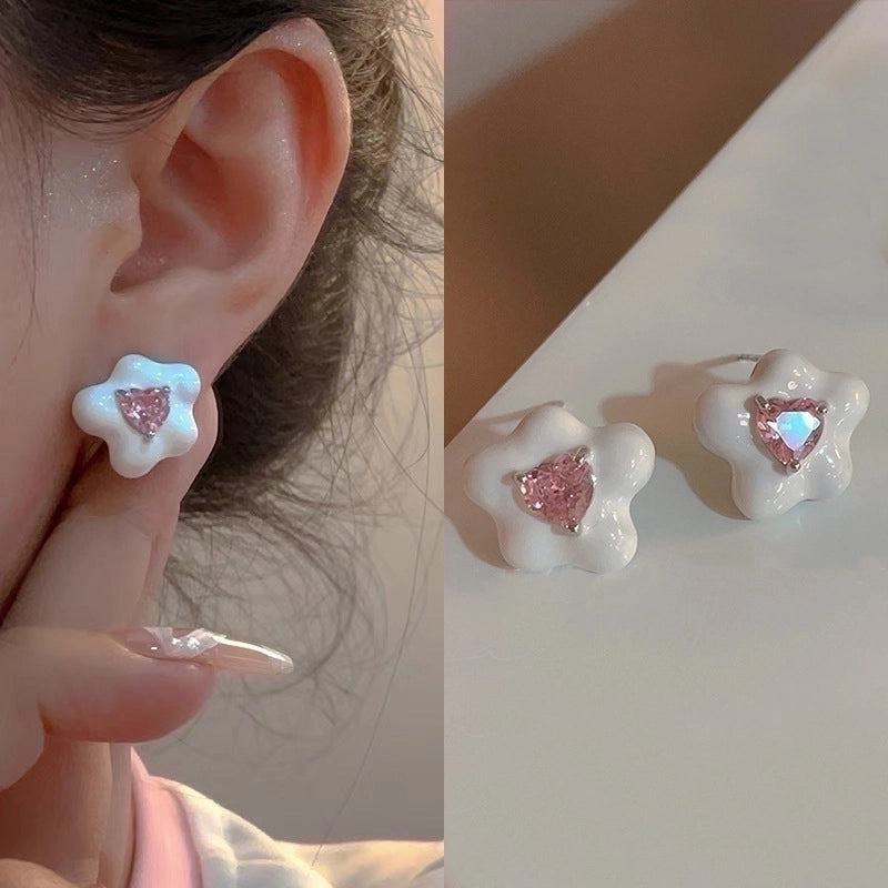 2 Pieces Fashion Heart Shape Flower Copper Beaded Plating Inlay Pearl Zircon Earrings Ear Studs 1 Pair