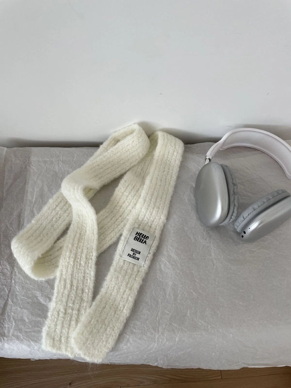 Women's Minimalist Solid Color Acrylic Scarf