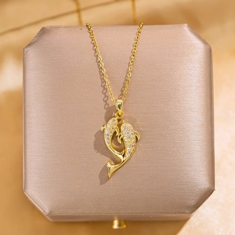 Elegant Lady Streetwear Geometric Flower Butterfly 304 Stainless Steel Acrylic Zircon 18K Gold Plated Inlay Pendant Necklace
