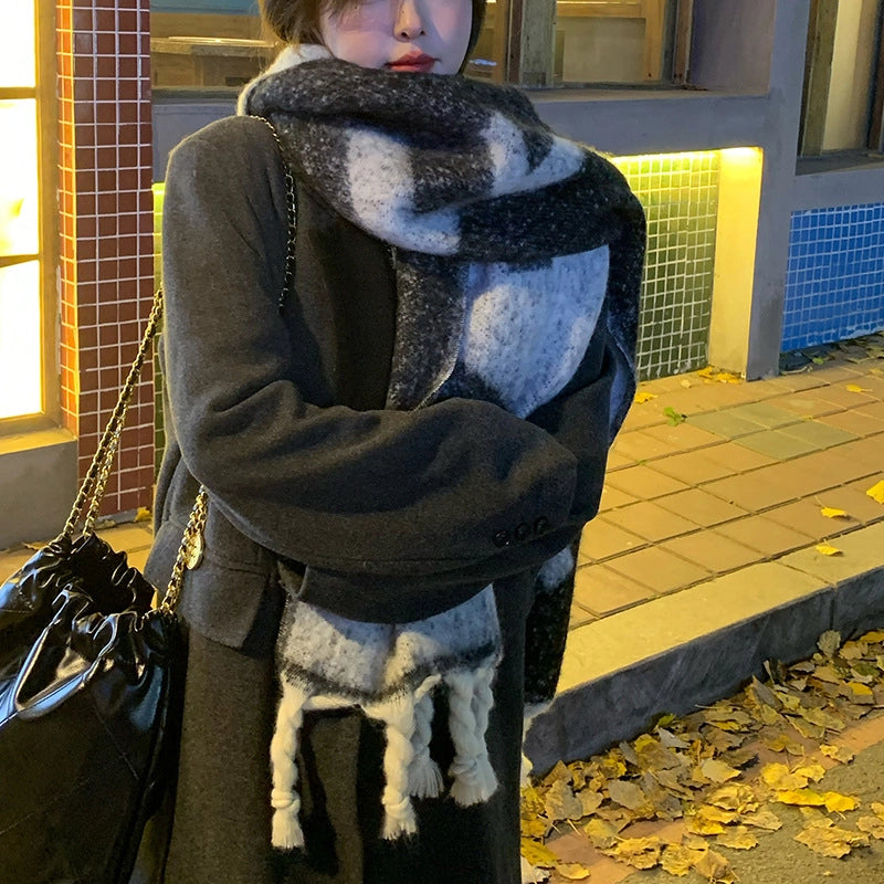 Circle Yarn Scarf Atmosphere Big Tassel Casual Outdoor Warm Fashion All-matching Scarf For Women
