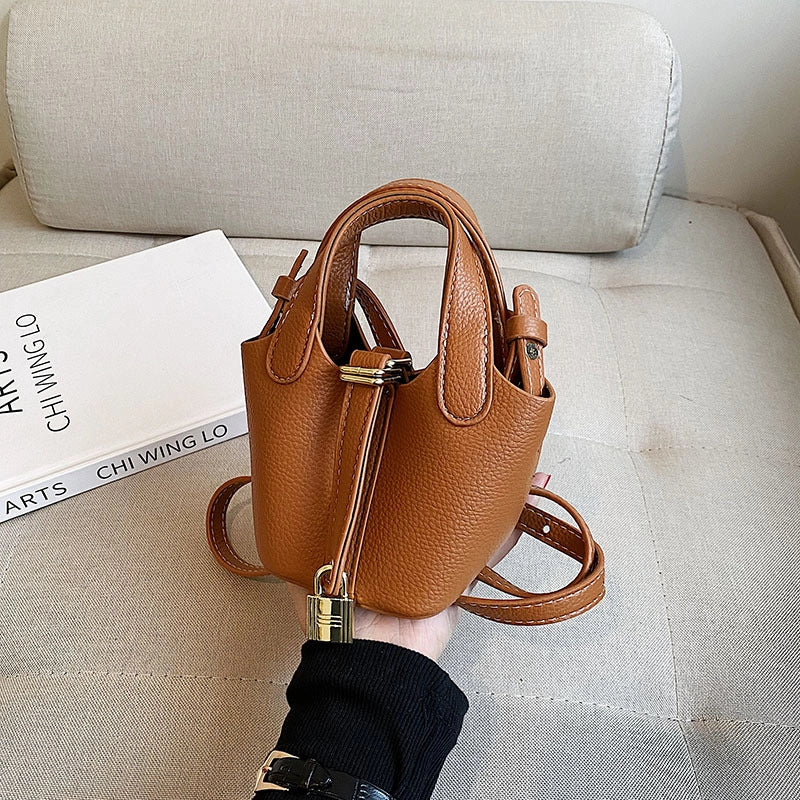 Women's Mini Pu Leather Solid Color Fashion Bucket Magnetic Buckle Crossbody Bag