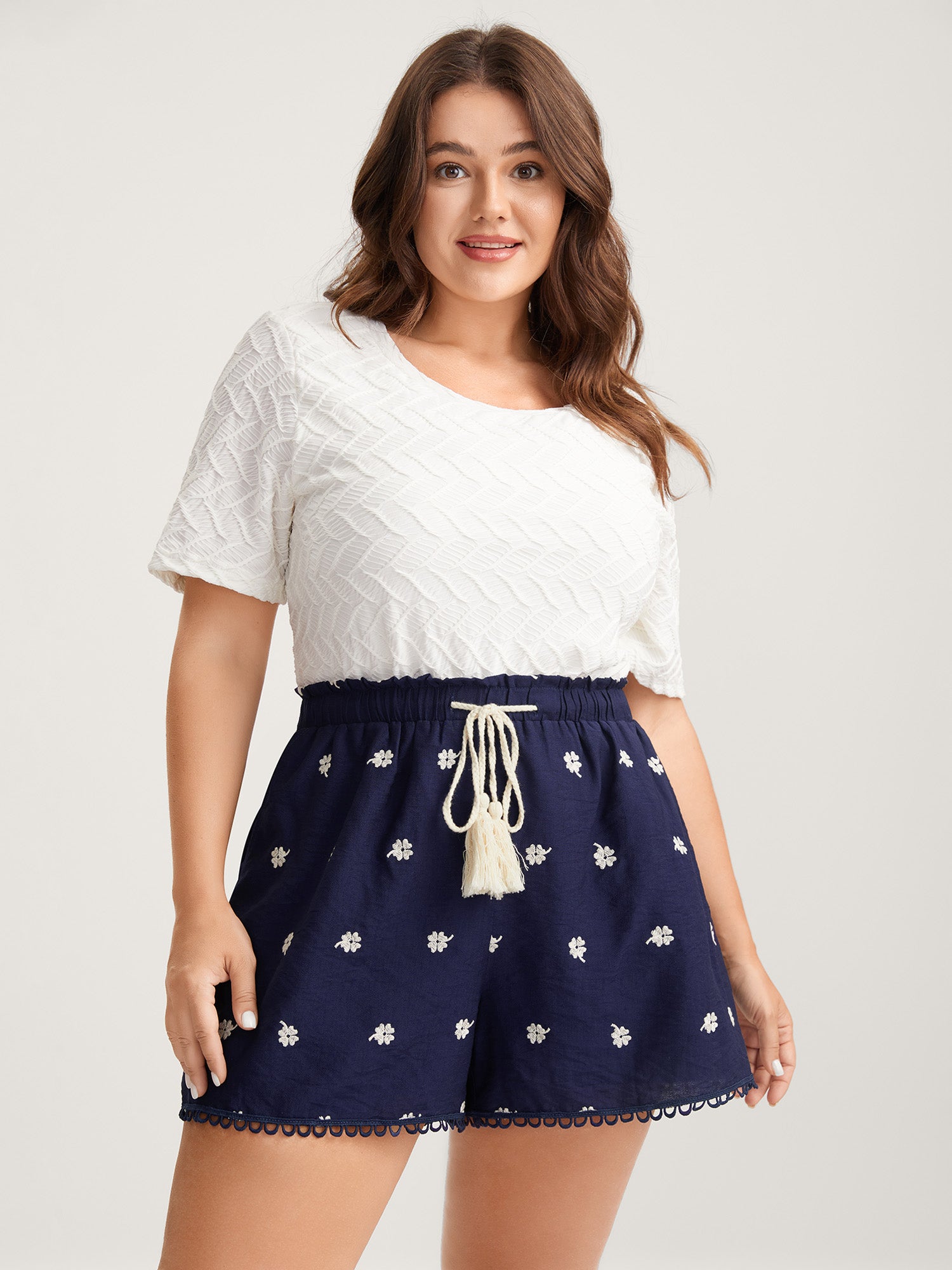 Floral Embroidered Drawstring Wide Leg Shorts