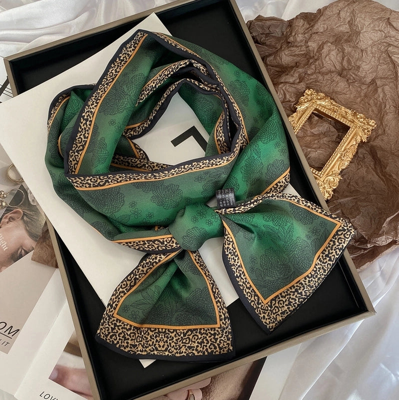 Women's Elegant Geometric Satin Printing Silk Scarf
