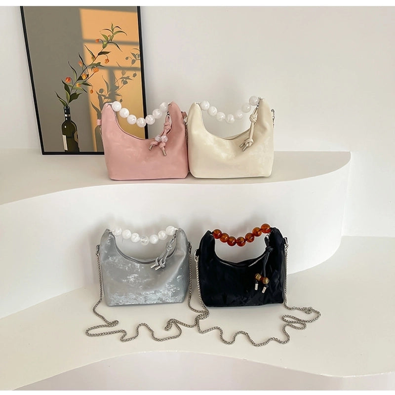 Women's Small Pu Leather Solid Color Classic Style Streetwear Beading Pillow Shape Zipper Underarm Bag