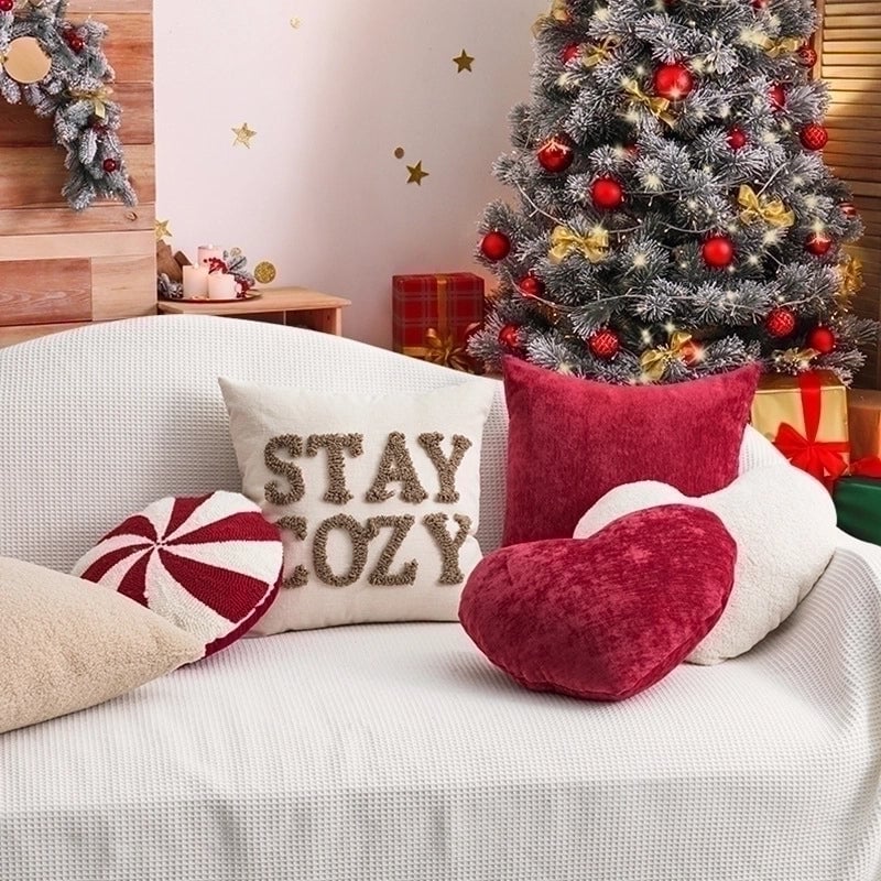 Christmas Casual Retro Heart Shape Candy Solid Color Polyester Throw Pillow Pillow Cases Couch & Sofa Decor