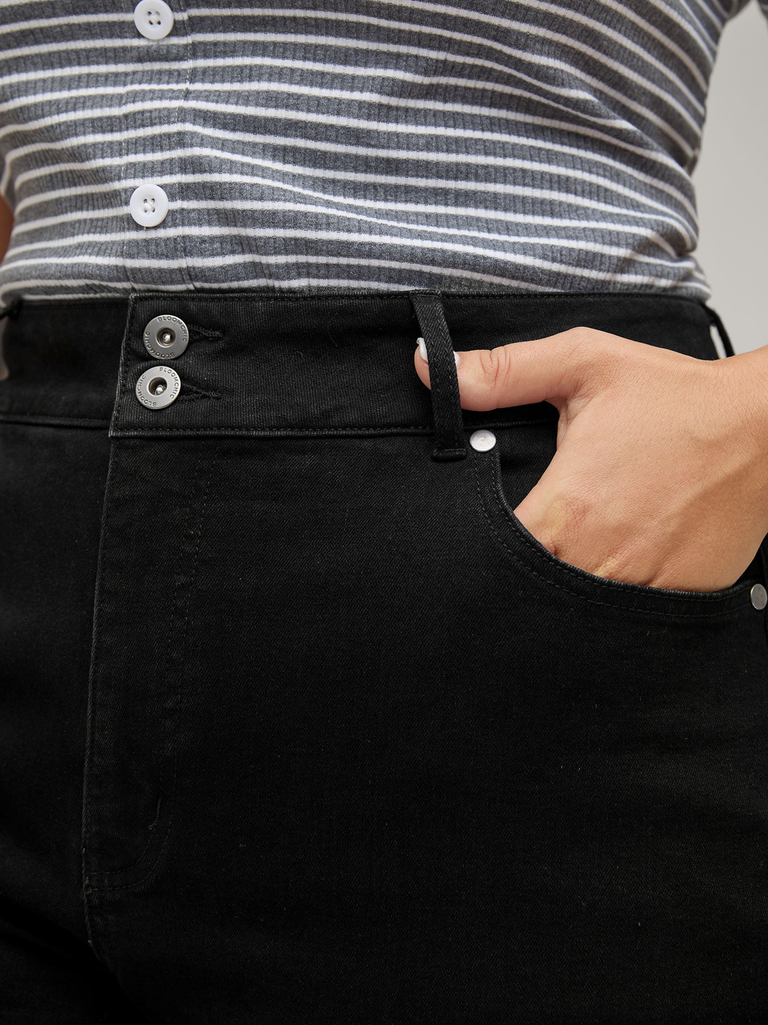 Classic Skinny-Fit Denim Shorts