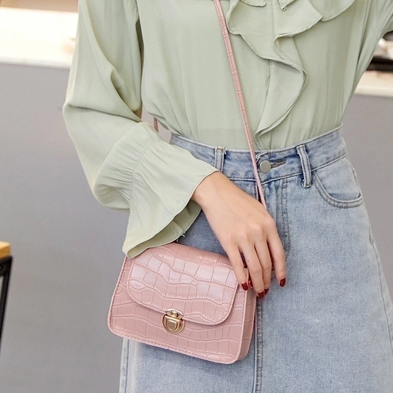 Women's Small Pu Leather Solid Color Streetwear Square Crossbody Bag