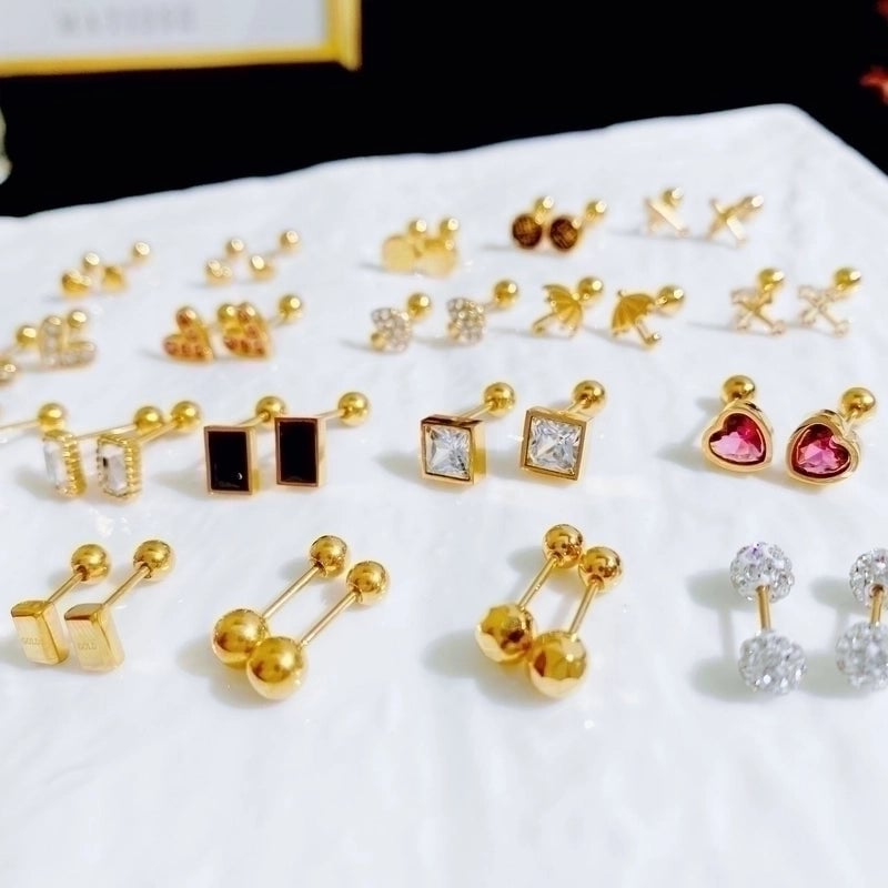 1 Pair Minimalist Heart Shape Plating Titanium Steel Gold Plated Ear Studs
