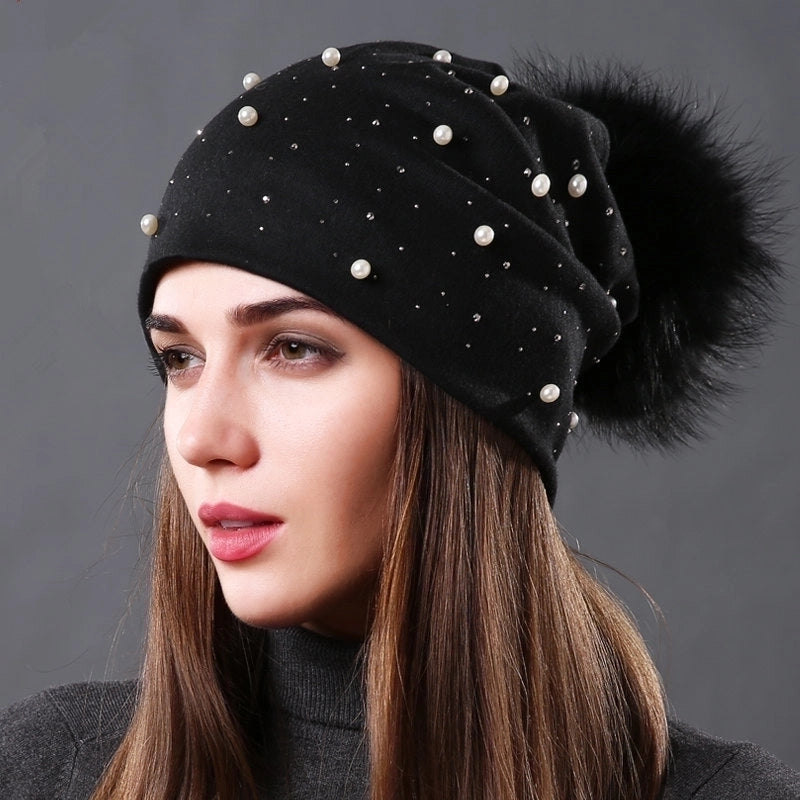 Women's Sweet Minimalist Solid Color Pom Poms Eaveless Beanie Hat