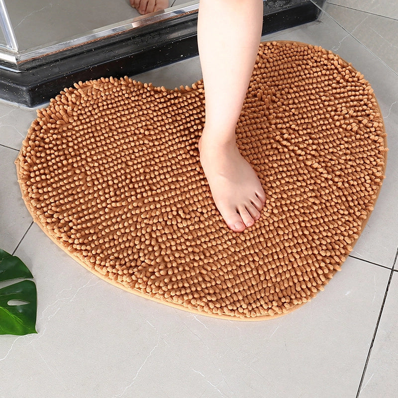 Chenille Love-shaped Carpet Absorbent Anti-slip Mat Bathroom Toilet Door Mat Wedding Carpet Toilet Foot Mat