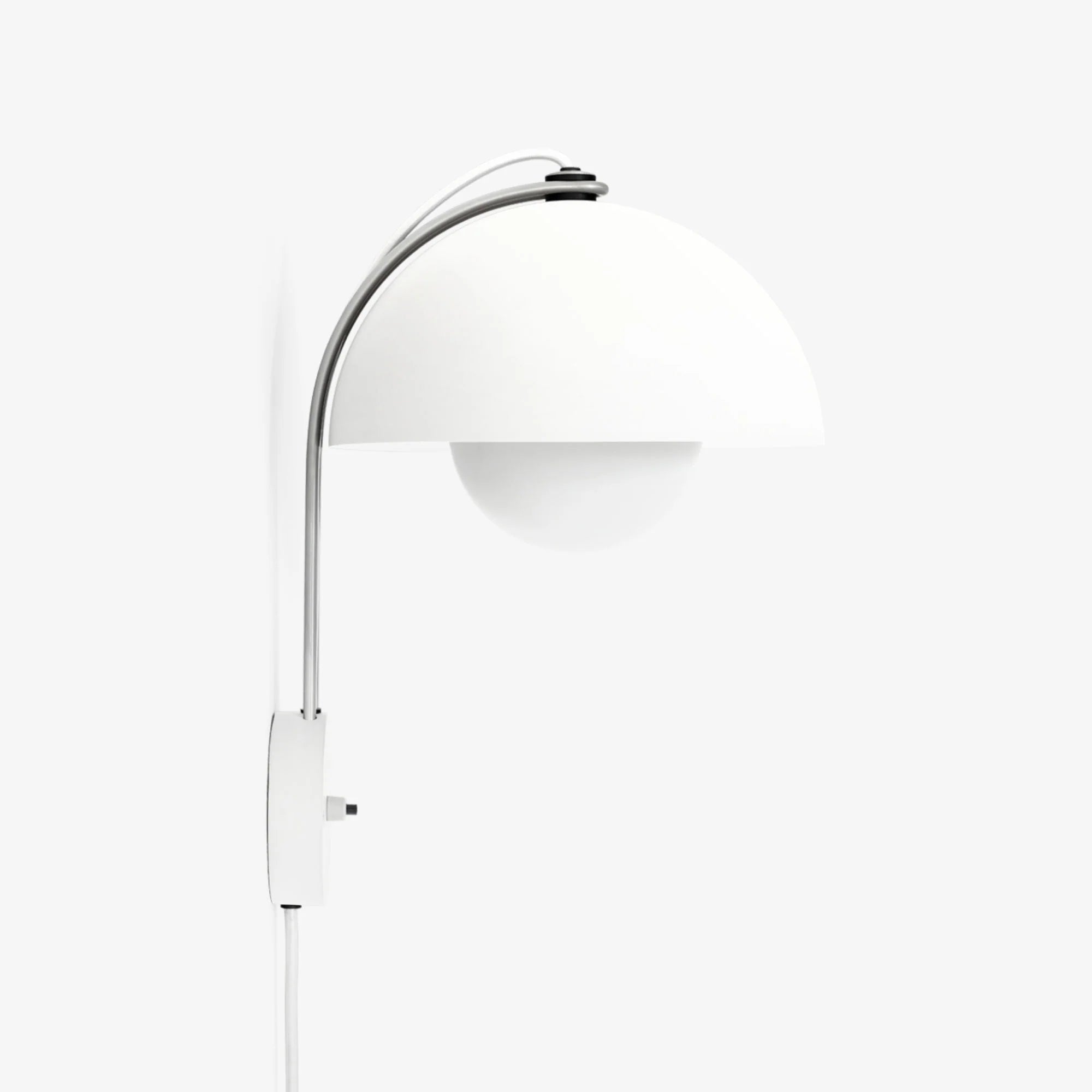 Tradition VP8 Flowerpot Wall Lamp