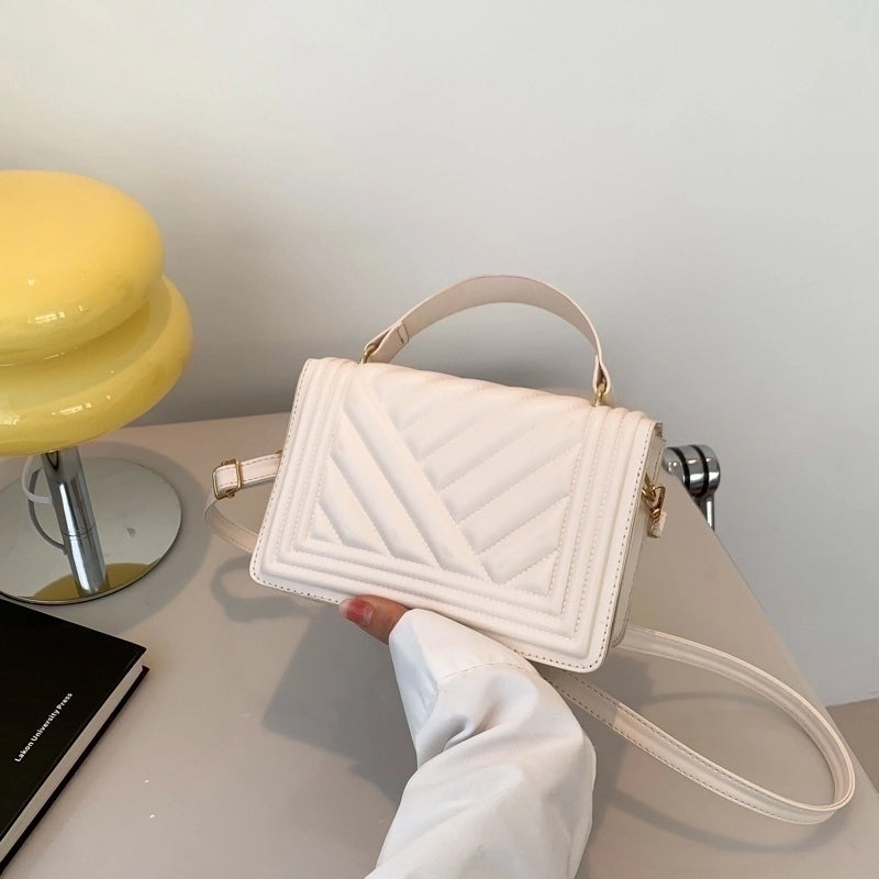 Women's Small All Seasons Pu Leather Classic Style Handbag