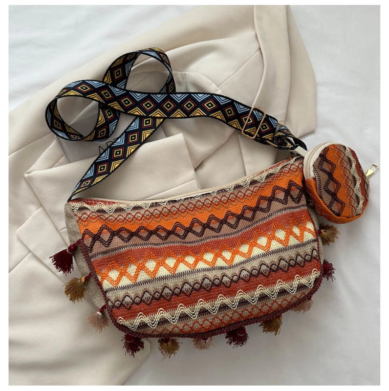Women's Medium Special Material Geometric Ethnic Style Streetwear Tassel Dumpling Shape Zipper Tote Bag