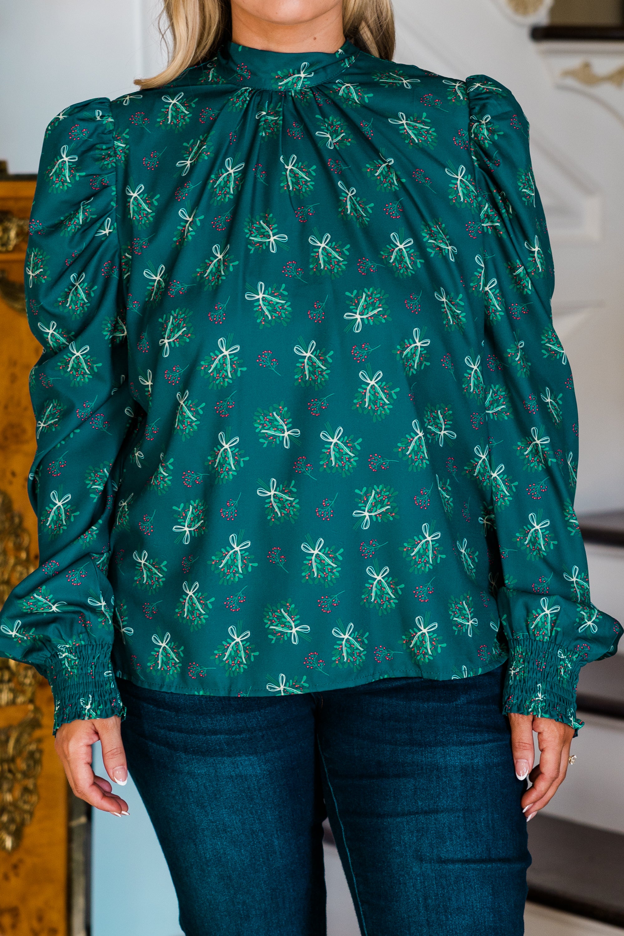 With This Wreath Top. Green