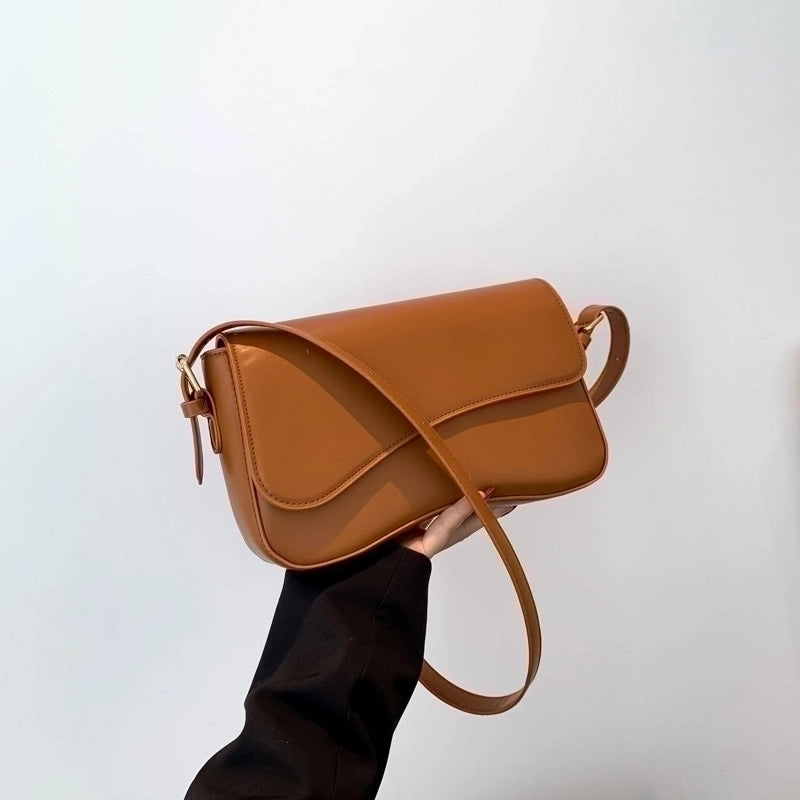 Women's Pu Leather Solid Color Streetwear Square Magnetic Buckle Shoulder Bag Crossbody Bag