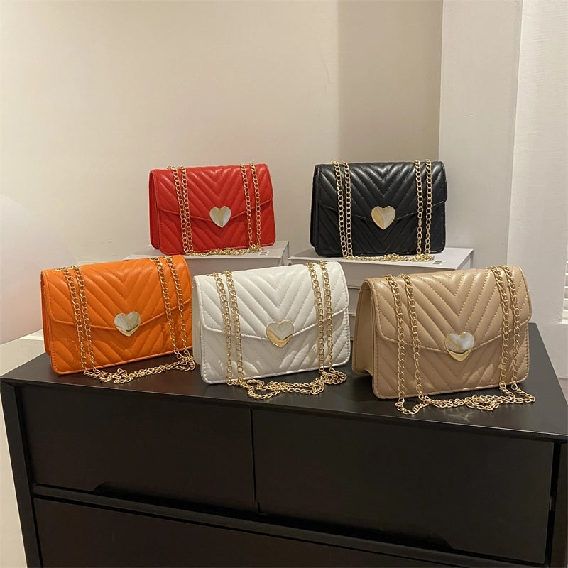 Women's Pu Leather Heart Shape Solid Color Streetwear Square Flip Cover Shoulder Bag Crossbody Bag