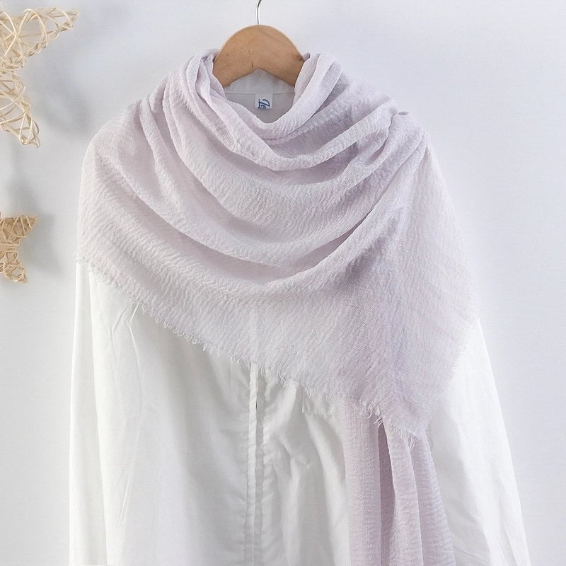 Hot Selling Solid Color Pleated Cotton And Linen Scarf Women's Bag Headscarf Crumpled Hair Fringe Bubble Scarf Women's Scarf Cover Head