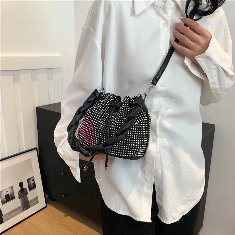 Women's Medium Pu Leather Solid Color Streetwear Rhinestone String Bucket Bag