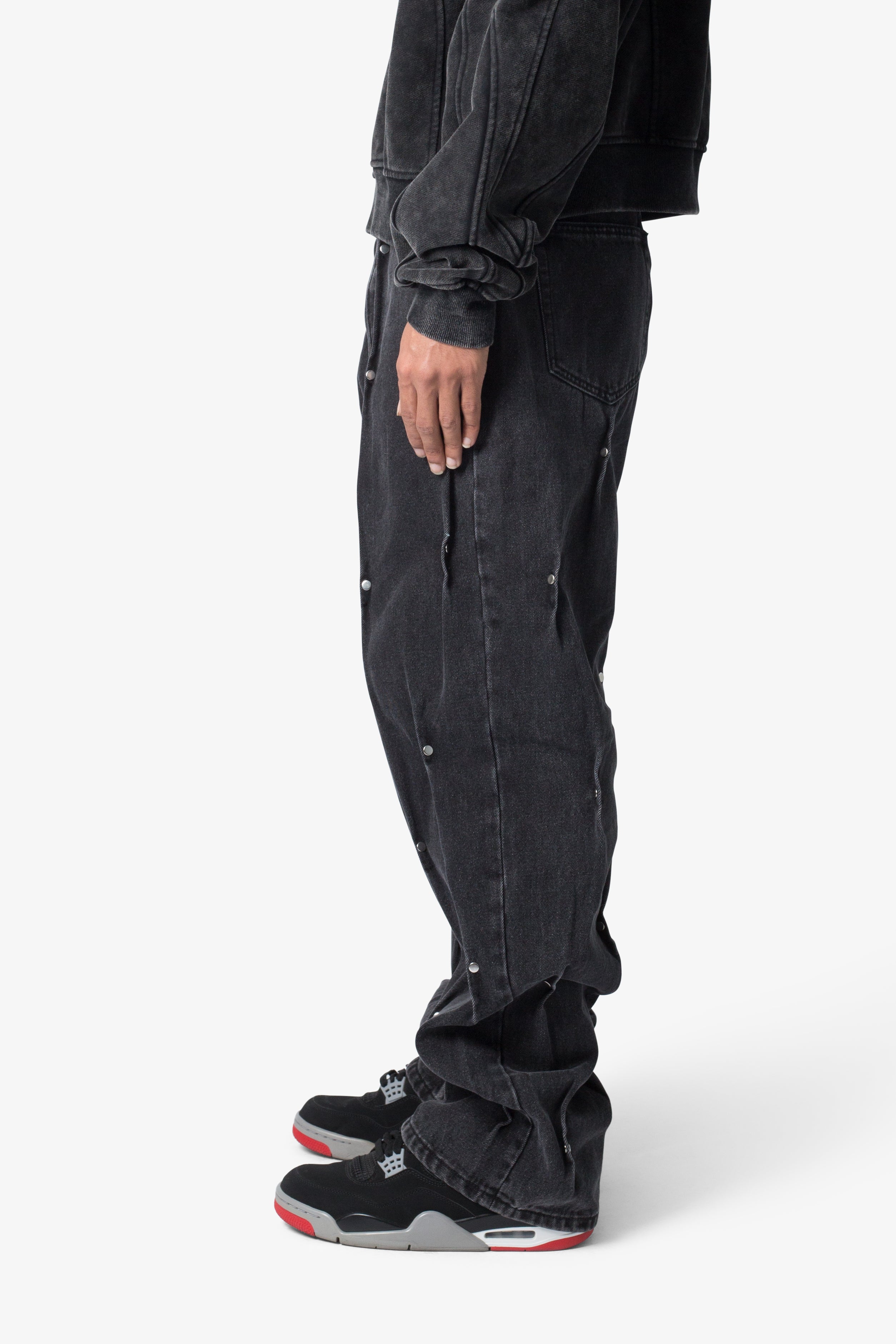 Ultra Baggy Rivet Denim - Black