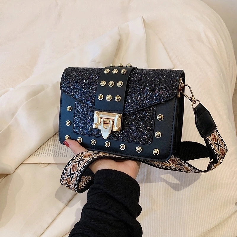 Women's Medium All Seasons Pu Leather Classic Style Shoulder Bag