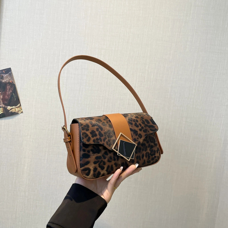Women's Pu Leather Leopard Streetwear Square Magnetic Buckle Underarm Bag