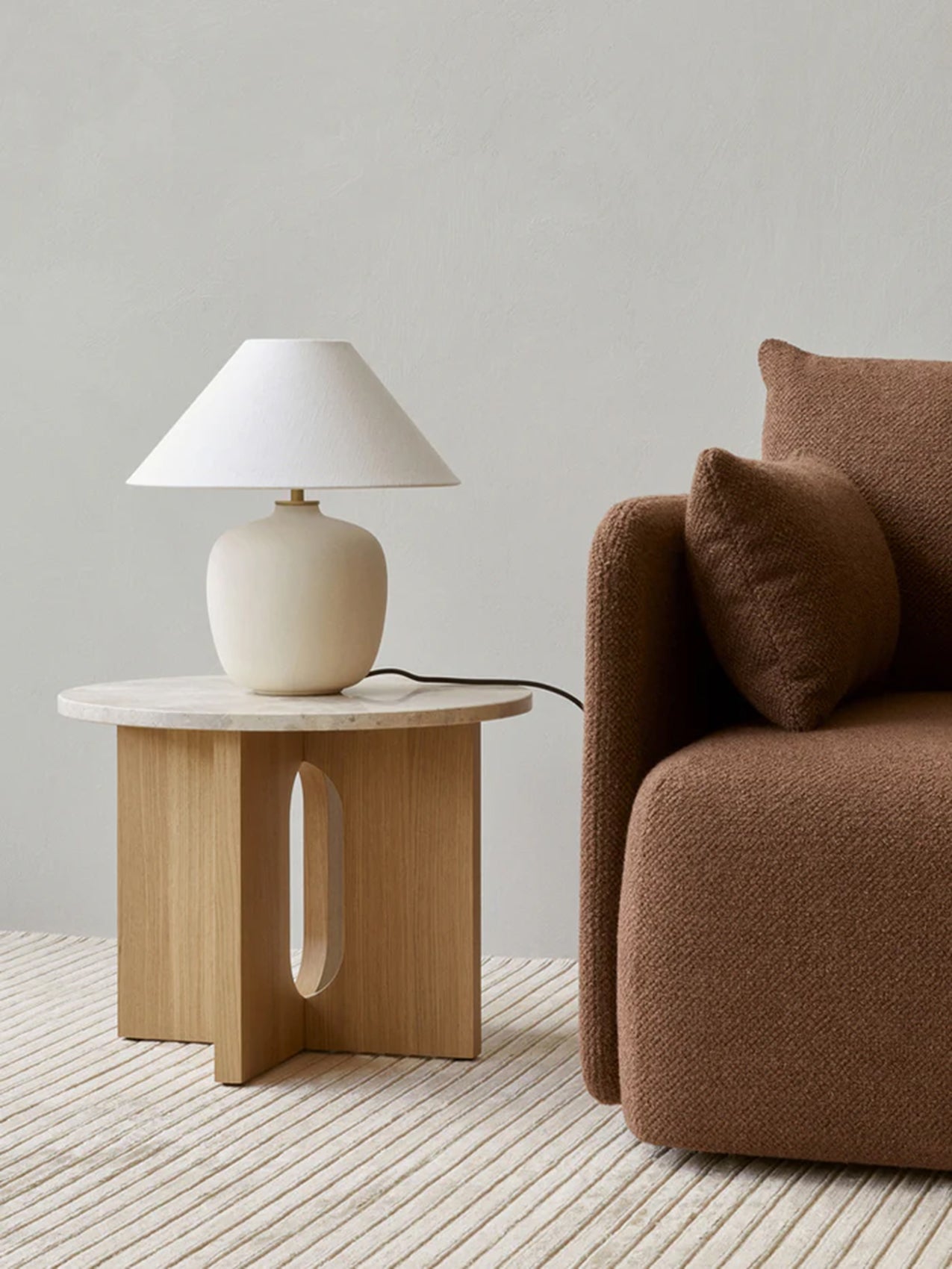 Side Table. 20in