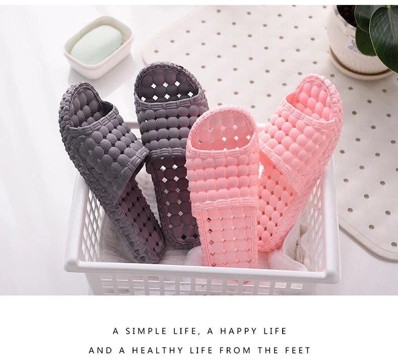 ANTI-SLIP COMFY BATH SLIPPERS