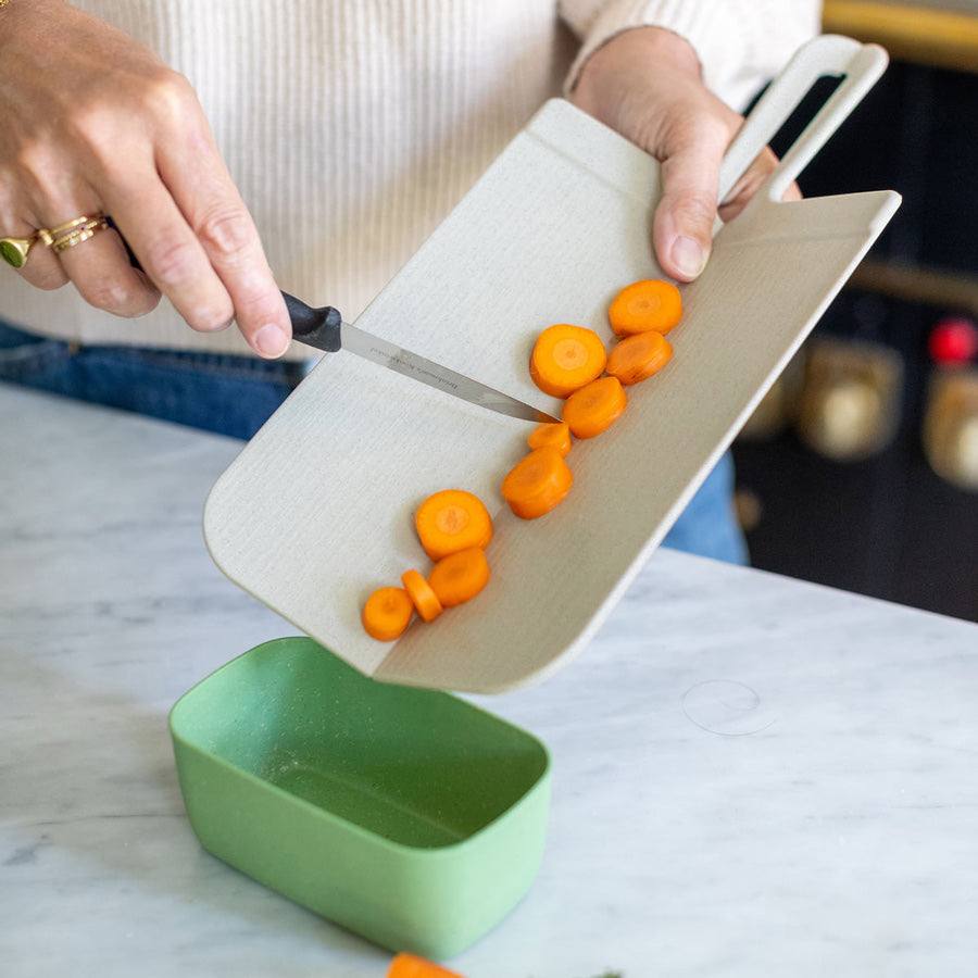 Snap Cutting Board Small - Desert Sand