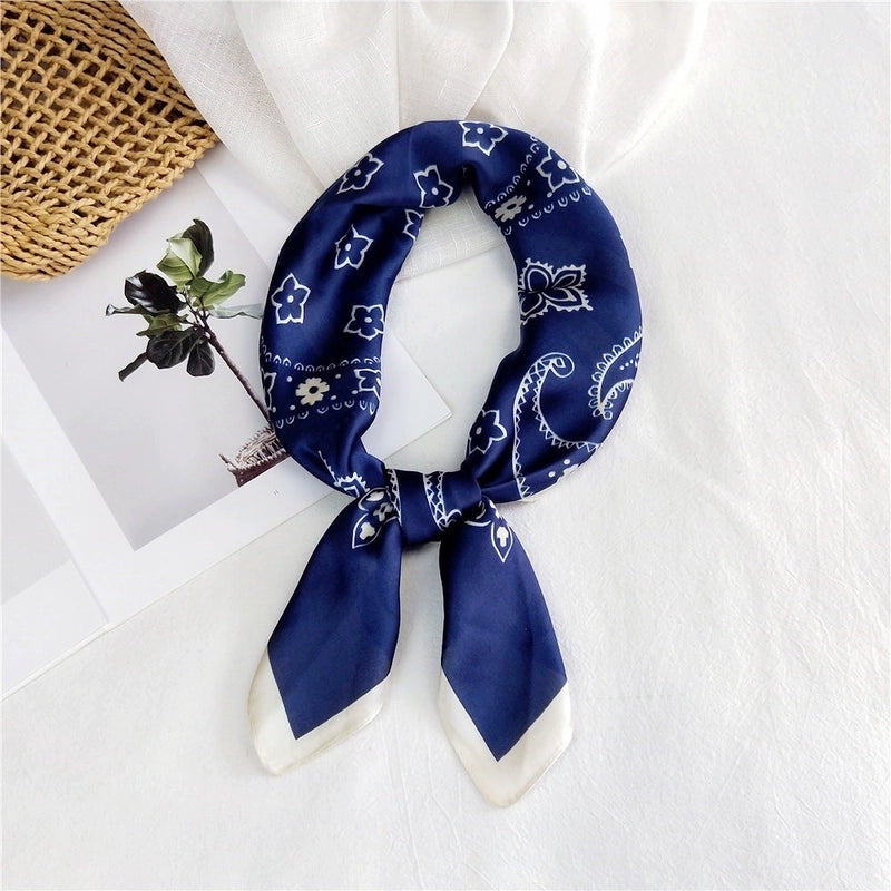 Women's Minimalist Printing Satin Silk Scarf
