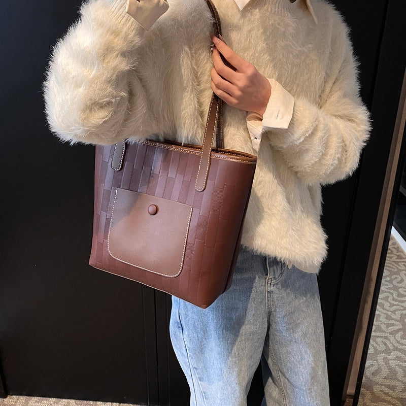 Women's Pu Leather Solid Color Classic Style Square Zipper Tote Bag