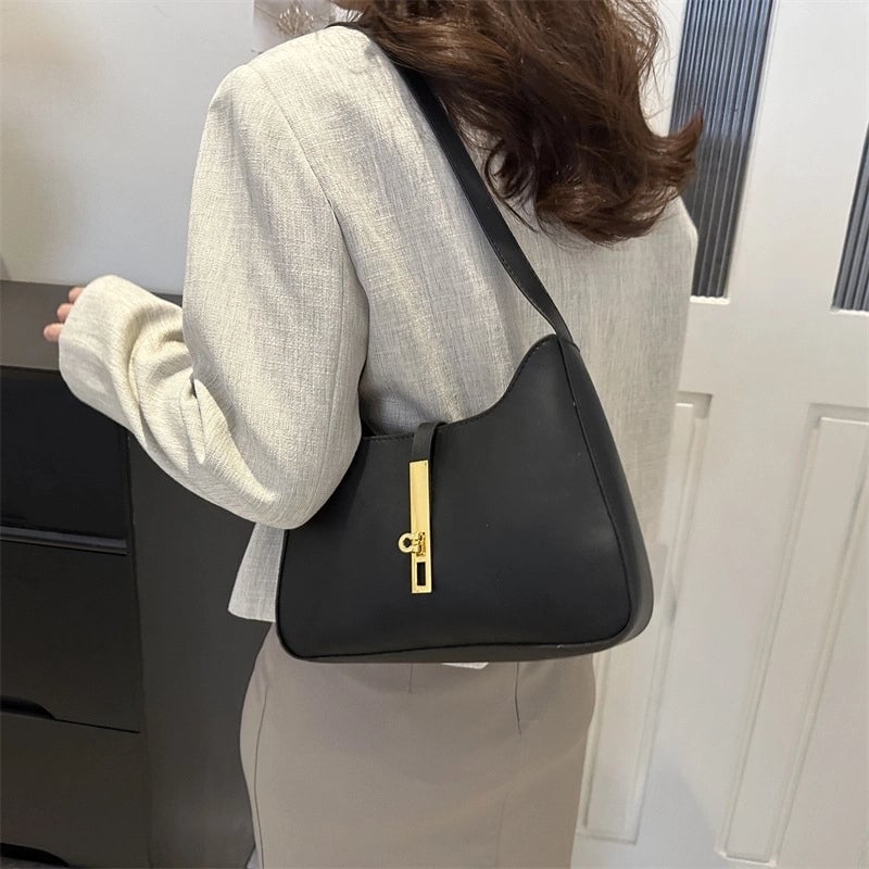Women's Medium Pu Leather Solid Color Elegant Dumpling Shape Lock Clasp Underarm Bag