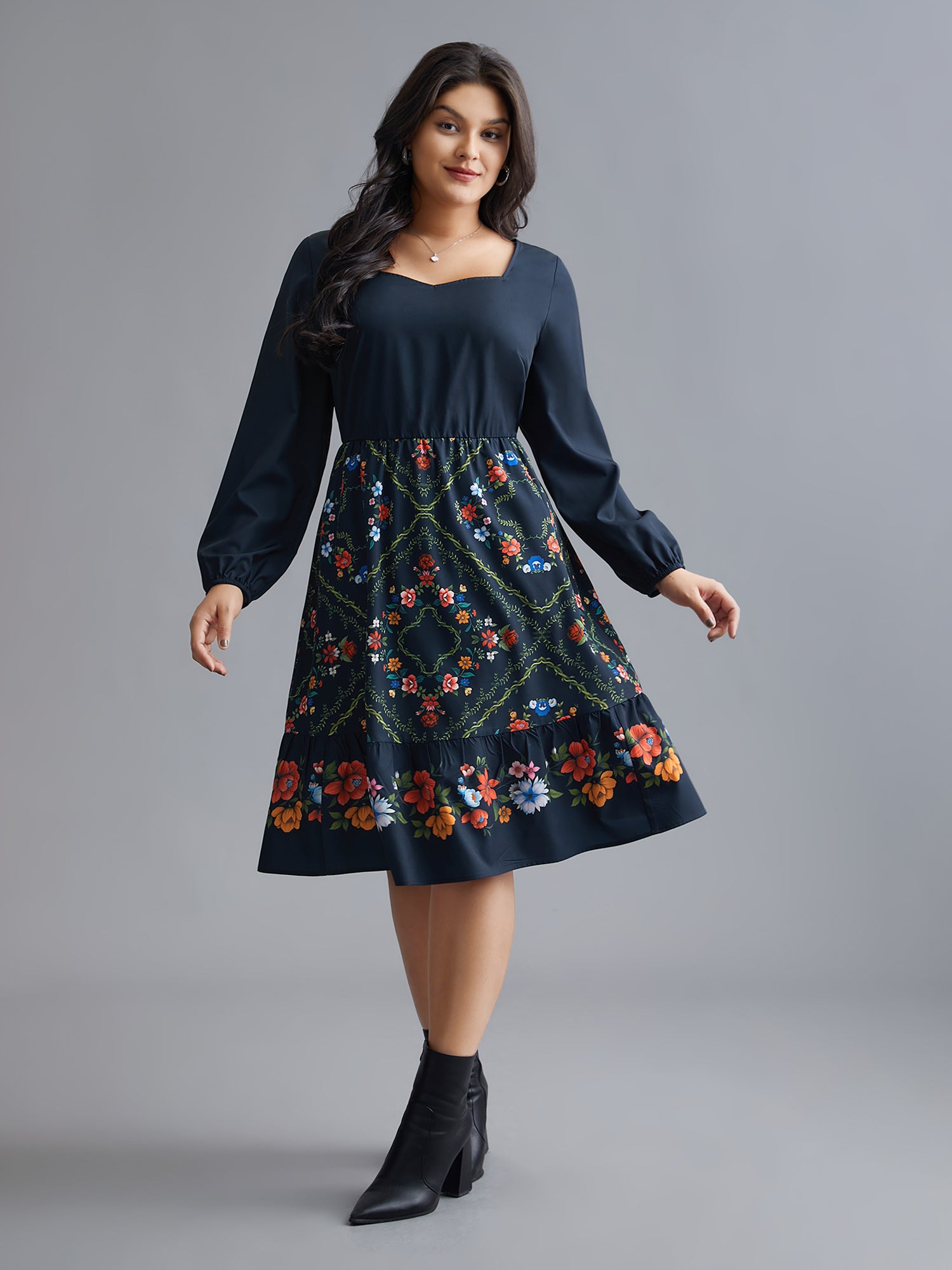 Floral Printed Heart neckline Lantern Sleeve Dress