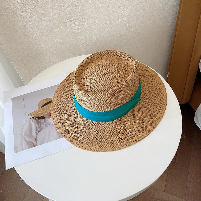 Women's Minimalist Classic Style Color Block Flat Eaves Straw Hat