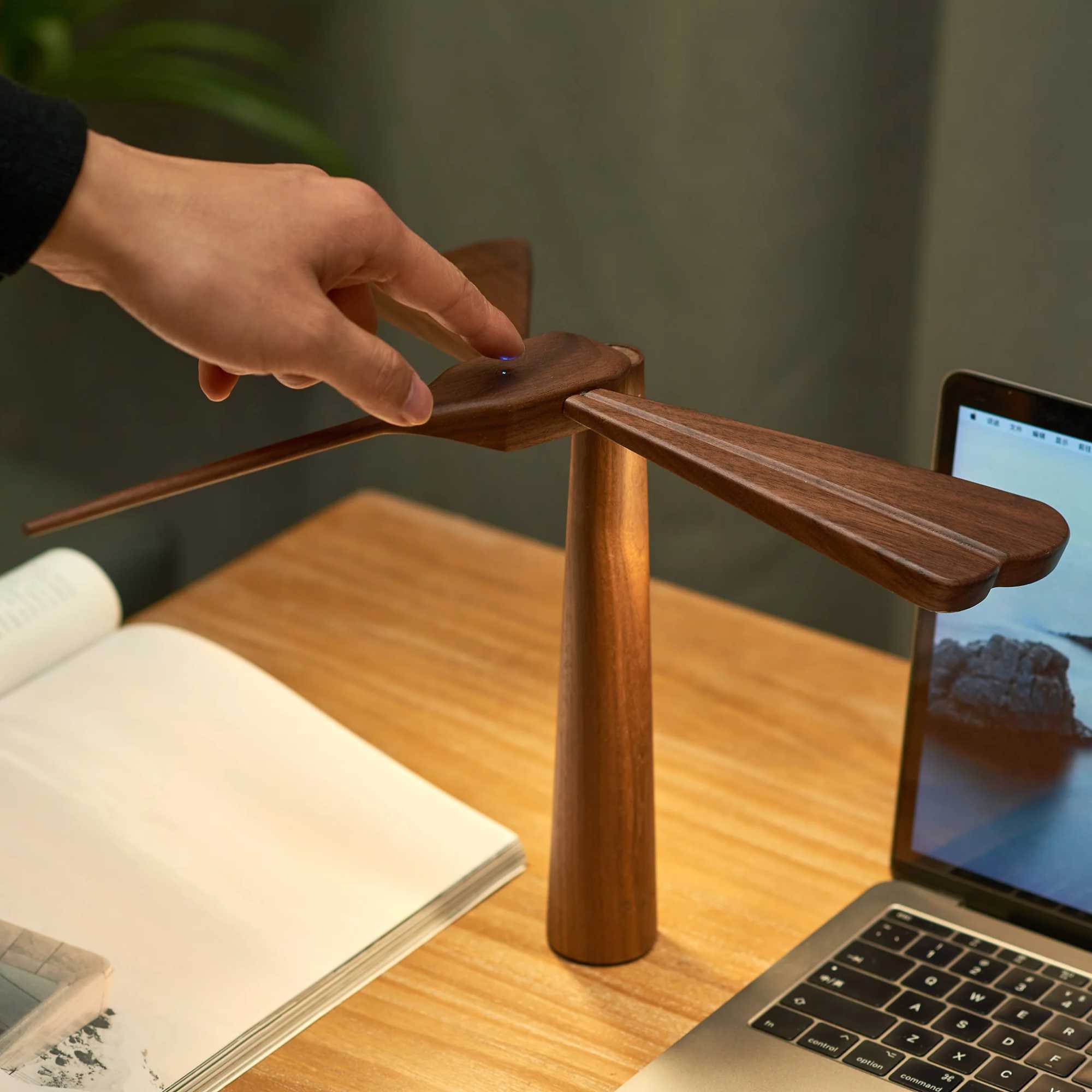 Dragonflight Balance Light . Walnut