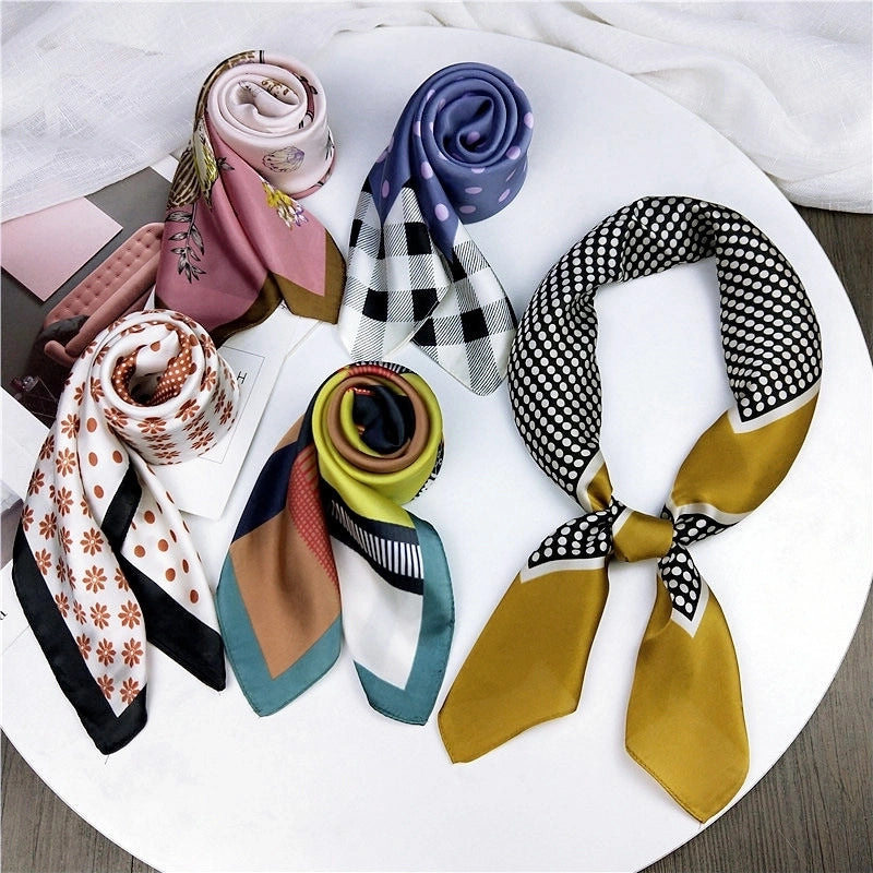 Alloy Scarf (1 Scallop Floral Blue)