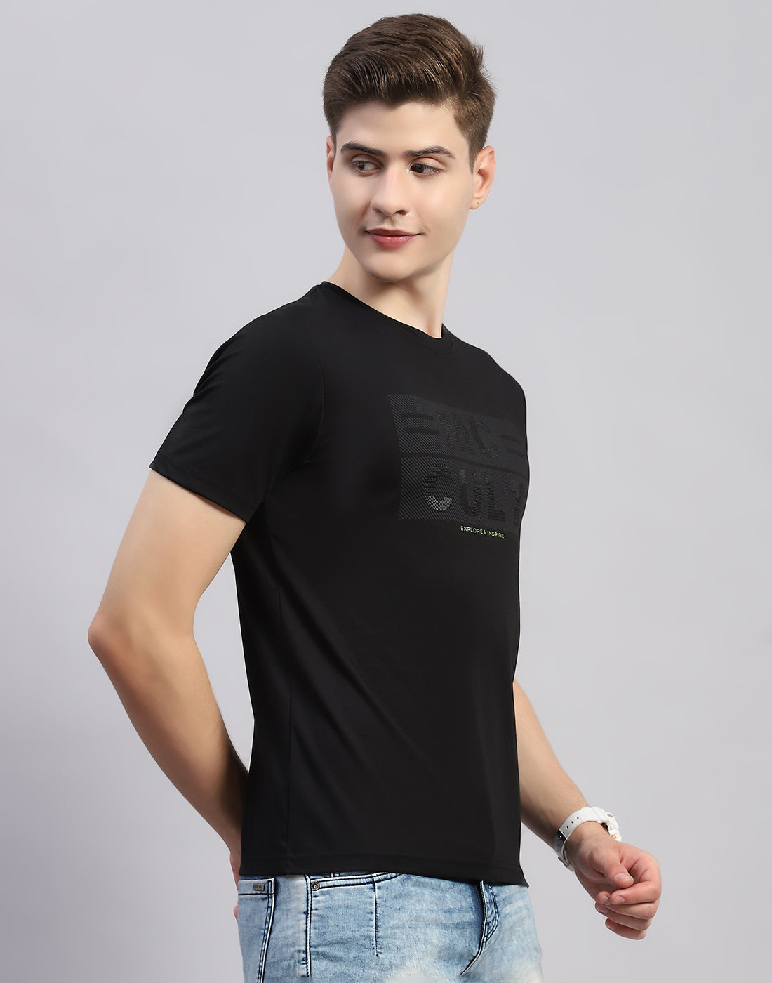 Men Black Printed Round Neck Half Sleeve T-Shirt