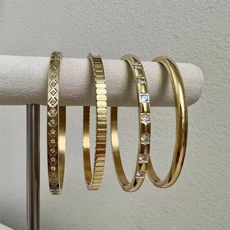 Casual Minimalist Round Square Stripe Stainless Steel Plating Inlay Zircon 18k Gold Plated Bangle