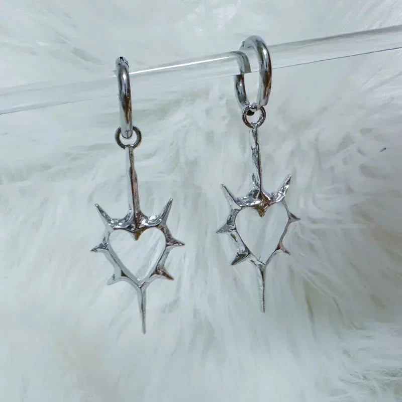 Heart & Thorns Earring