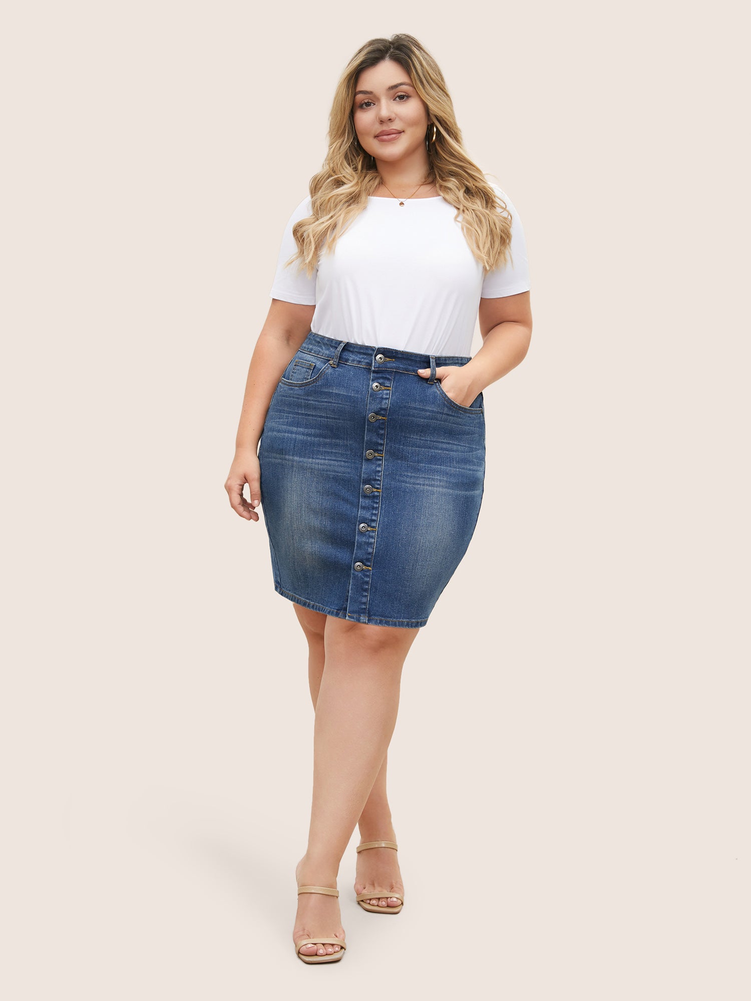 Dark Wash Button Detail Bodycon Denim Skirt