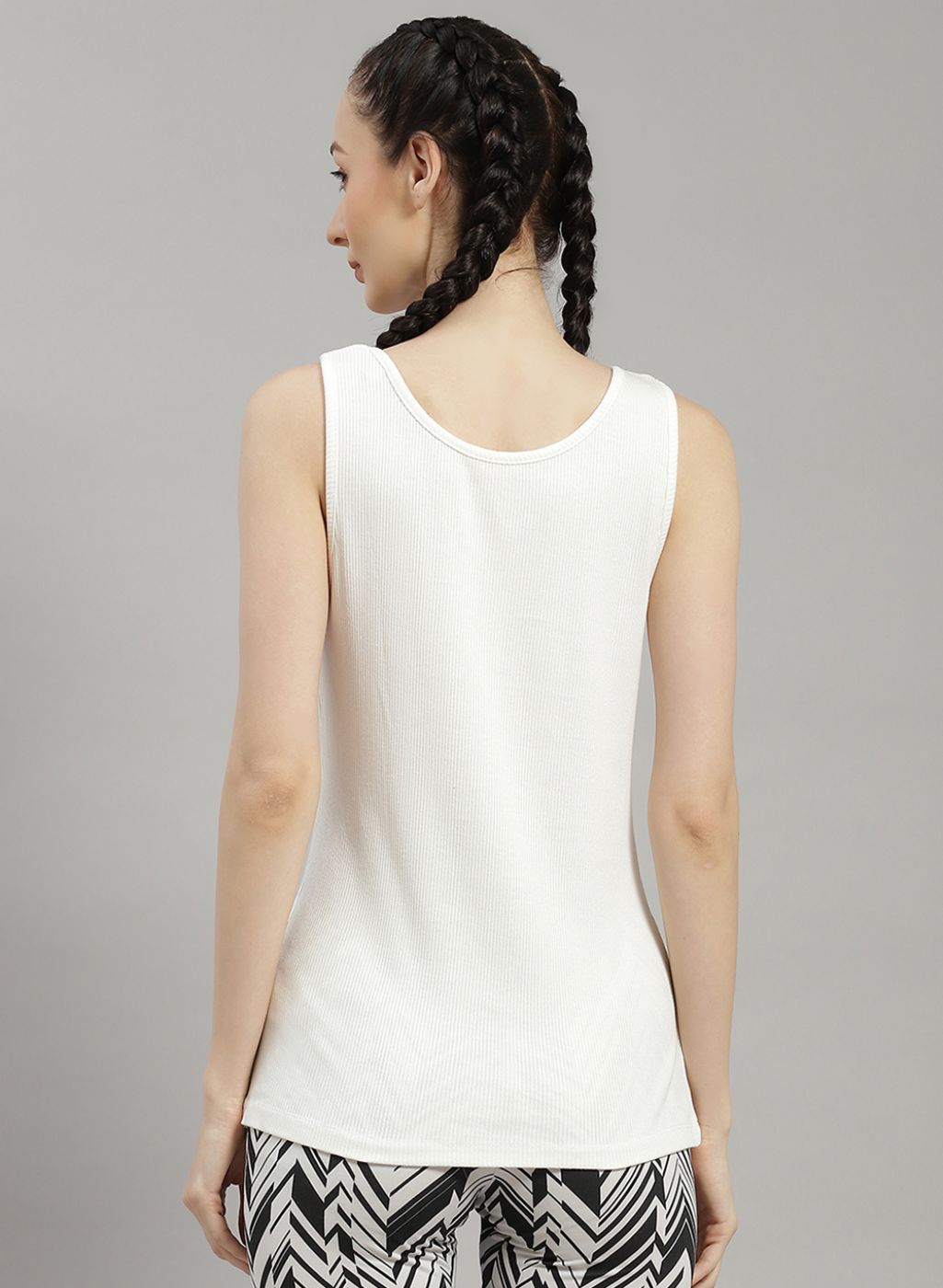 Women White Solid Top