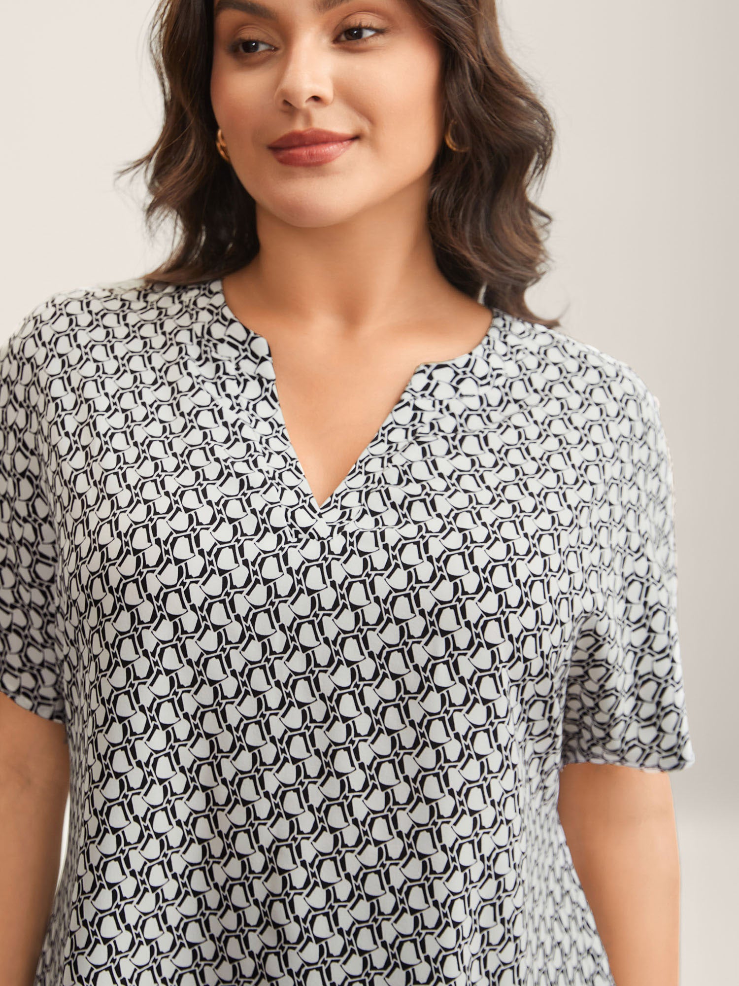 Geometric Print Notched Collar Blouse