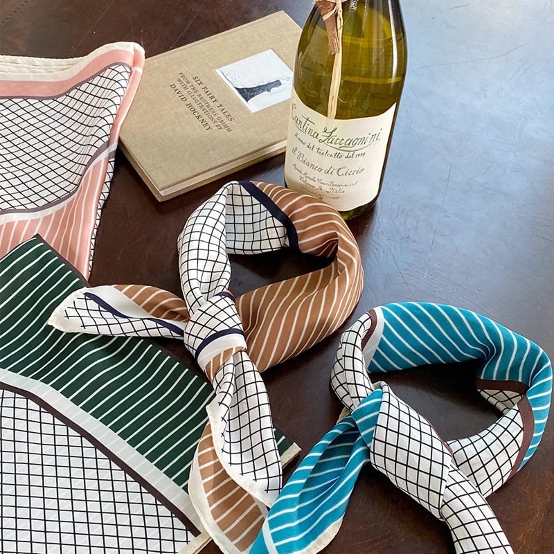 Women's Minimalist Plaid Satin Printing Silk Scarf