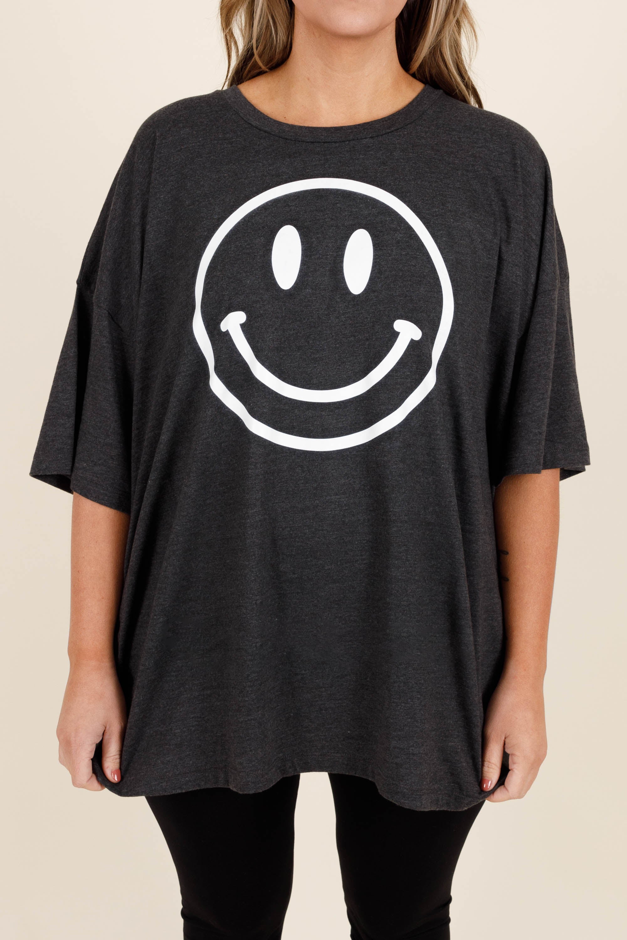 Remember To Smile Boyfriend Tee. Charcoal