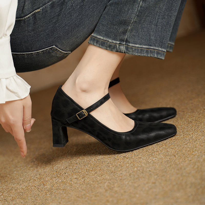 Vintage Square Toe Handmade Cow Leather Mary Jane Pumps in Black/Brown