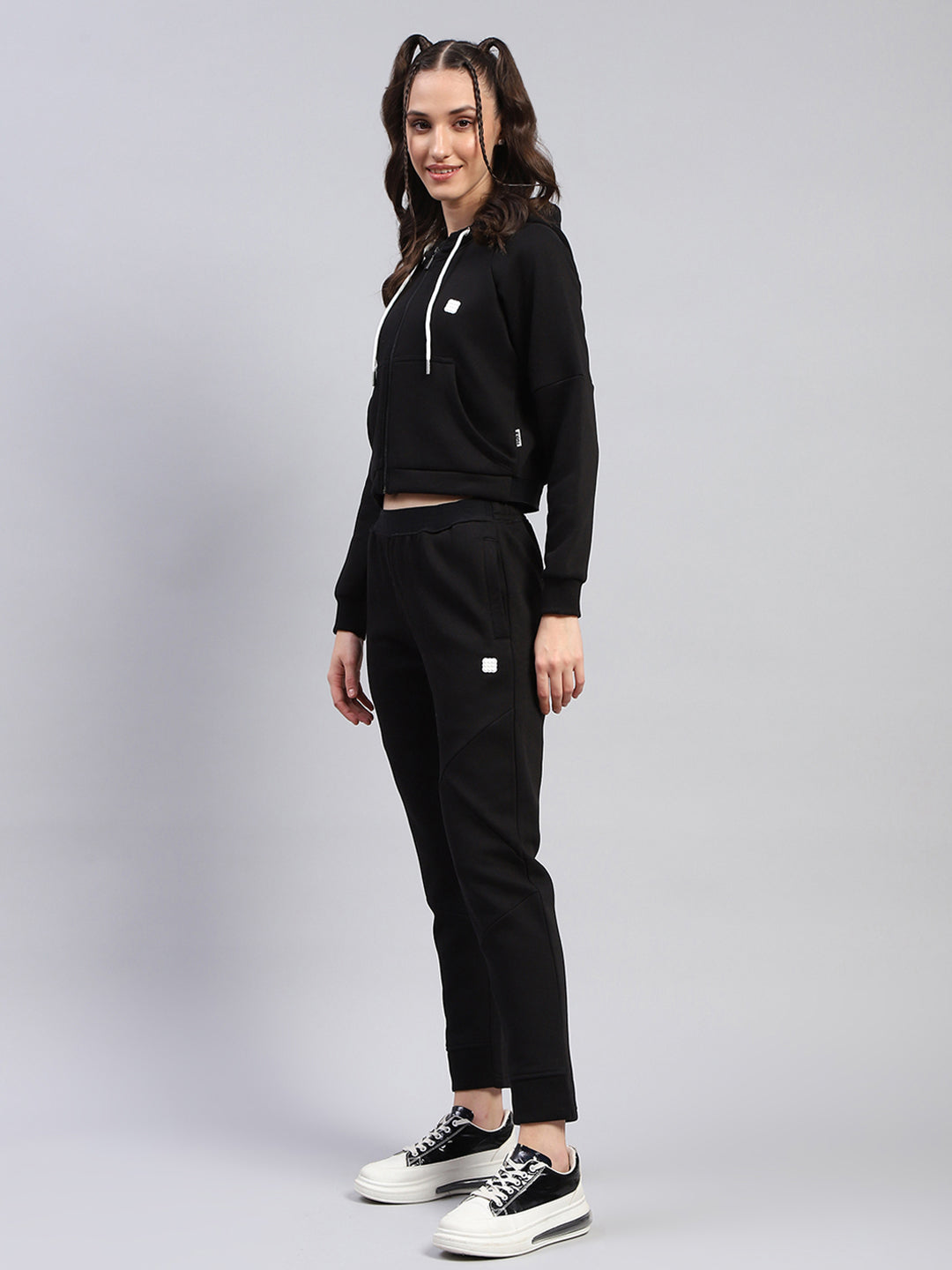 Women Black Solid Hooded Full Sleeve Tracksuit