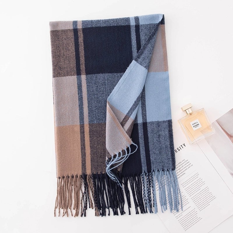 Women's Elegant Minimalist Plaid Imitation Cashmere Tassel Scarf