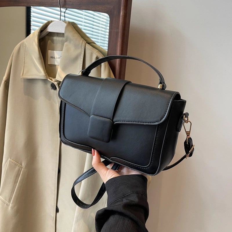 Women's All Seasons Pu Leather Solid Color Vintage Style Square Magnetic Buckle Handbag
