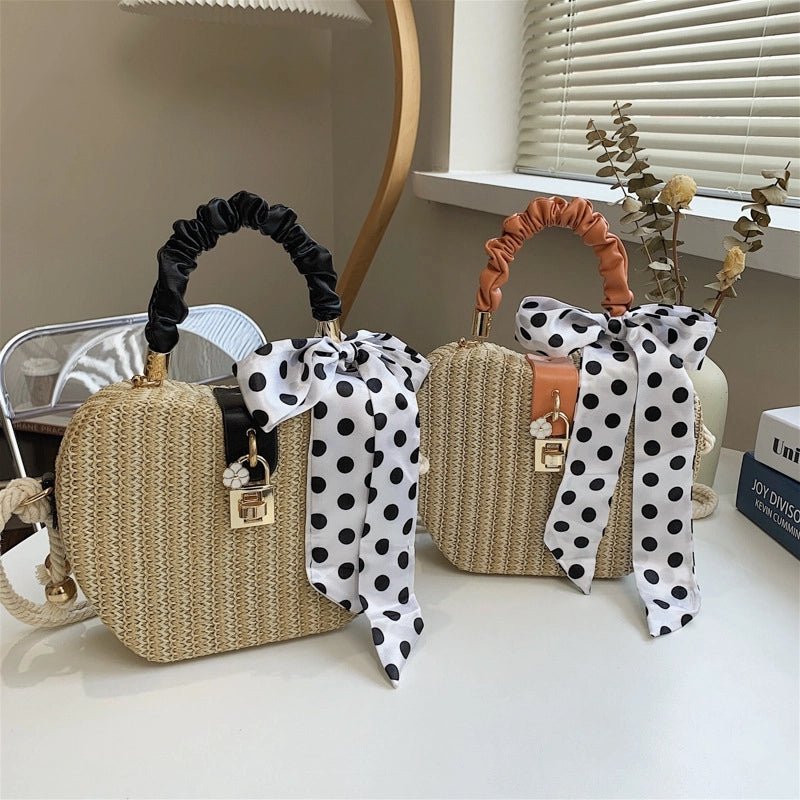 Women's Medium Straw Solid Color Vacation Beach Ribbon Weave Lock Clasp Straw Bag