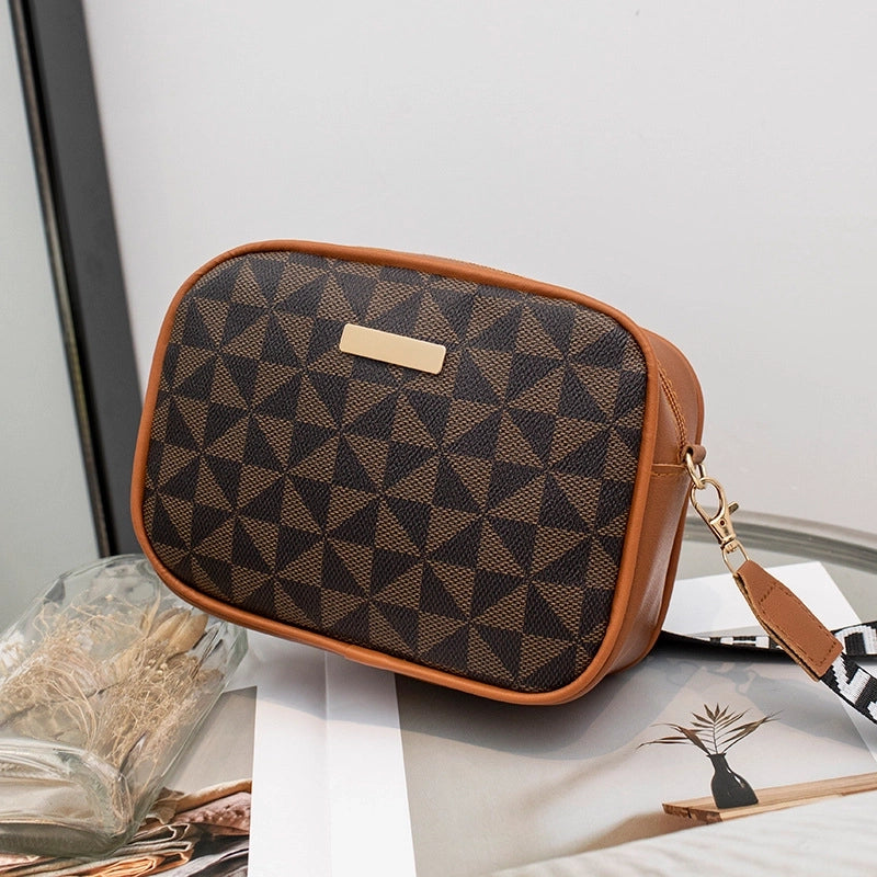 Women's Medium Pu Leather Plaid Vintage Style Classic Style Zipper Camera Bag