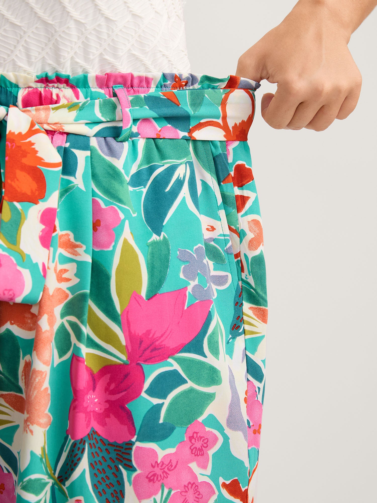 Groovy Floral Print Wide-Leg Pants